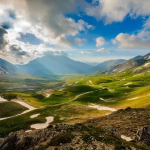 monti della laga campo imperatore discover marche