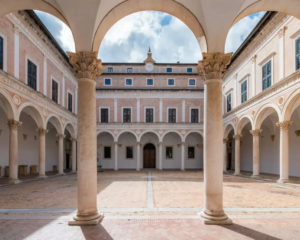 palazzo ducale urbino discover marche insta