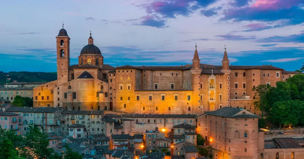 panoramica urbino disvcover marche