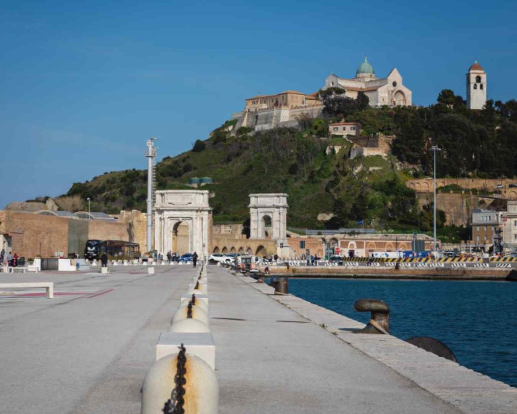 Ancona panorama discover marche 2